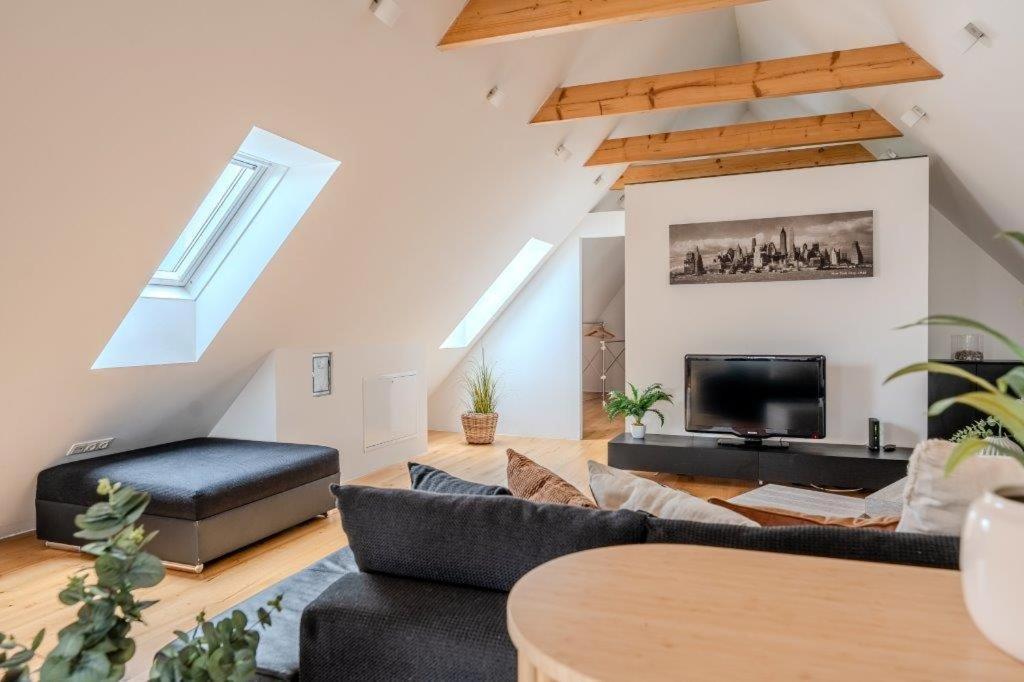 דירות קרמס אן דר דונאו Loft Dachsberg מראה חיצוני תמונה
