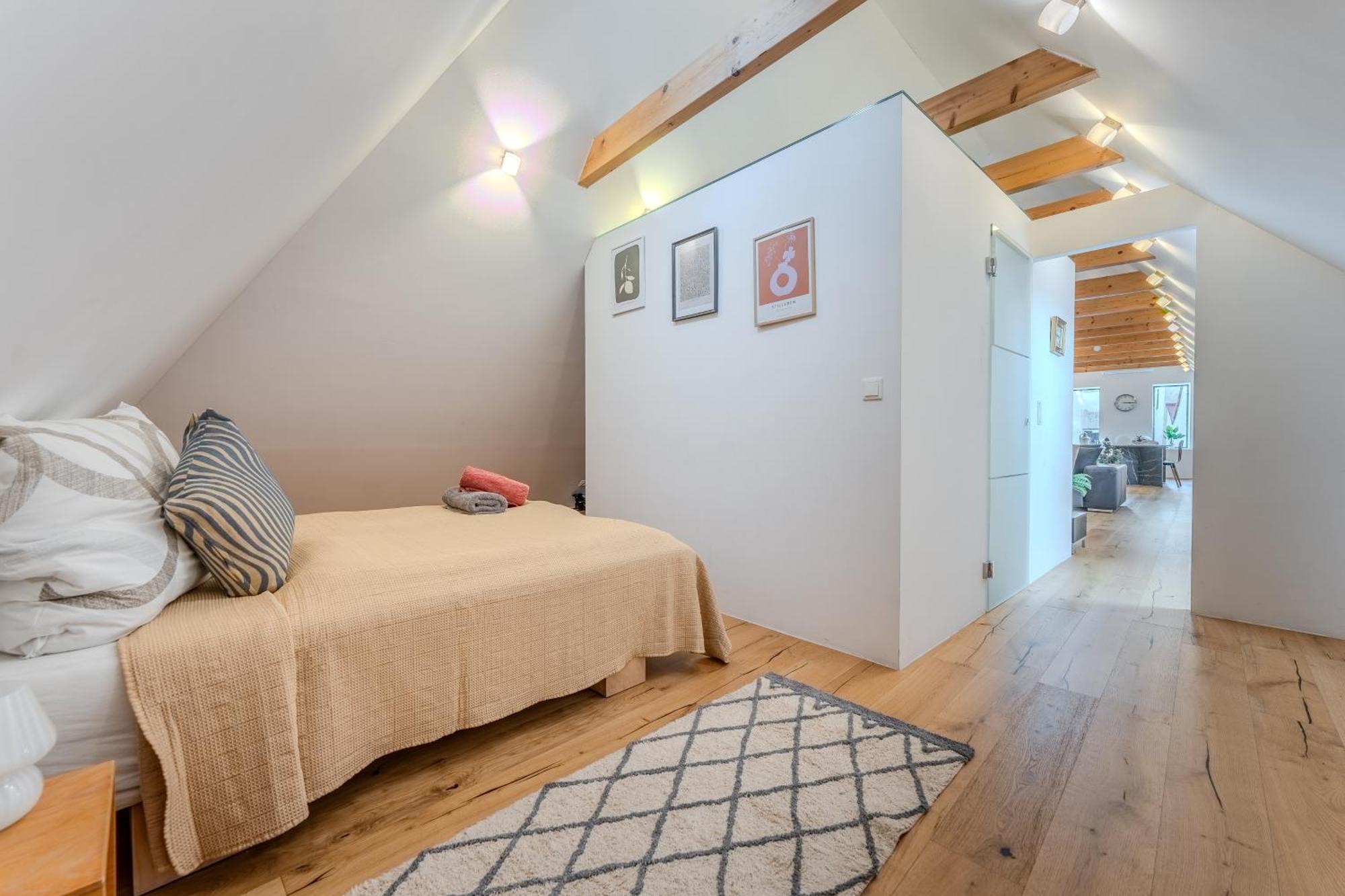 דירות קרמס אן דר דונאו Loft Dachsberg מראה חיצוני תמונה