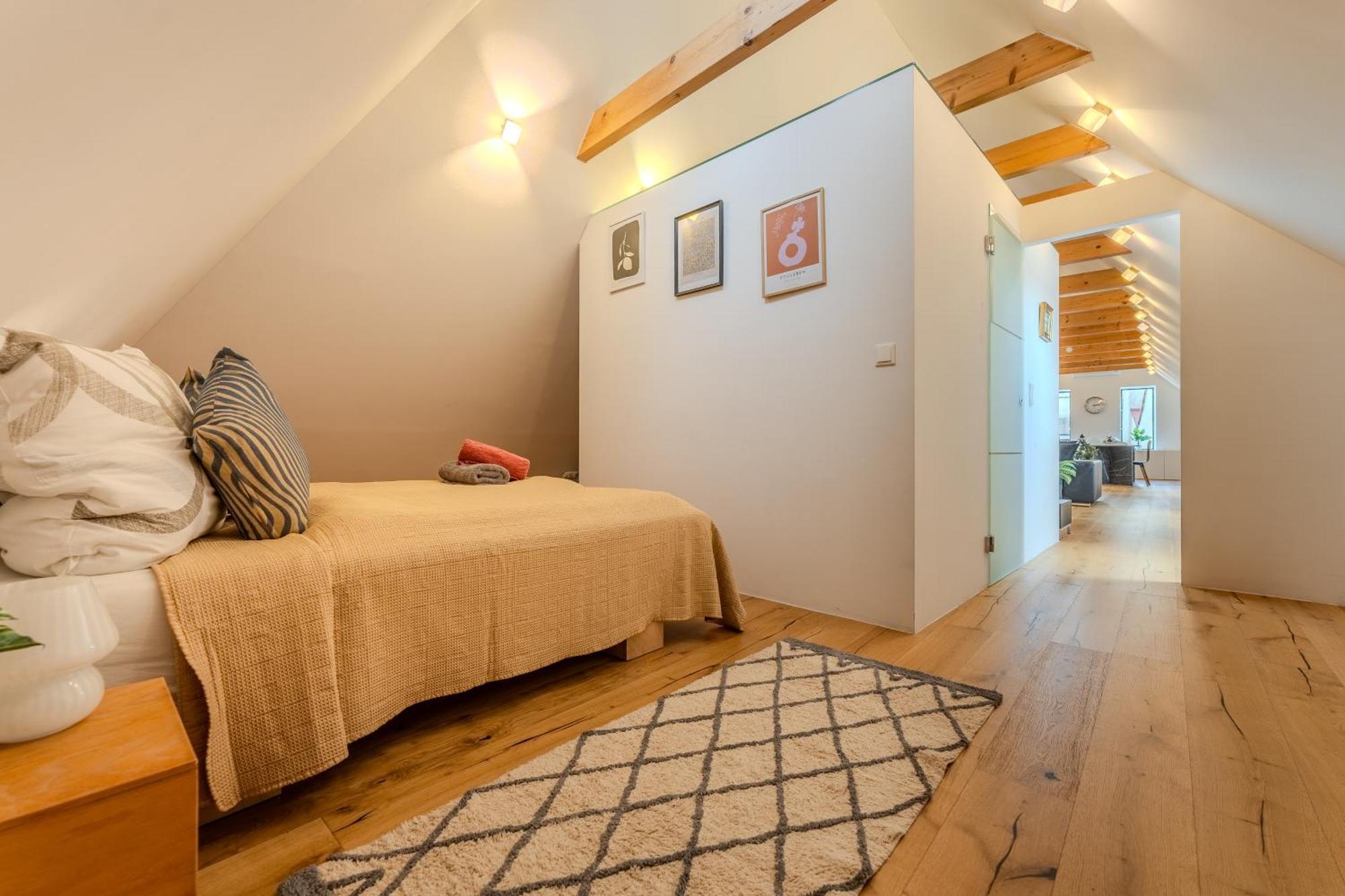 דירות קרמס אן דר דונאו Loft Dachsberg מראה חיצוני תמונה